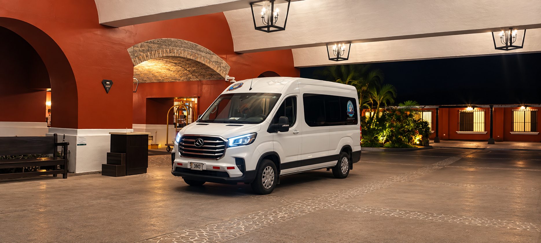 Minibus rental in Costa Rica